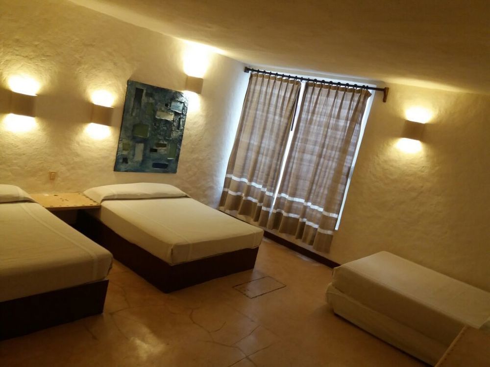 Hotel Plaza Tangolunda المظهر الخارجي الصورة