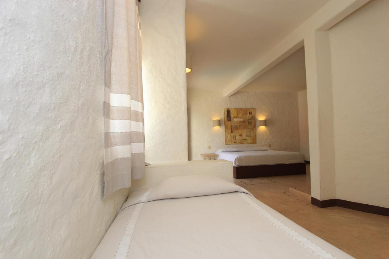 Hotel Plaza Tangolunda المظهر الخارجي الصورة