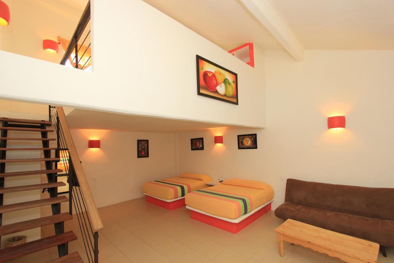 Hotel Plaza Tangolunda المظهر الخارجي الصورة