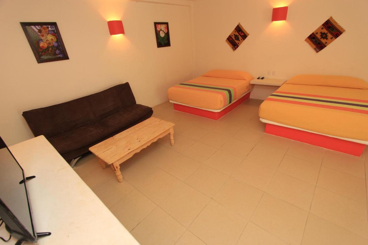 Hotel Plaza Tangolunda المظهر الخارجي الصورة