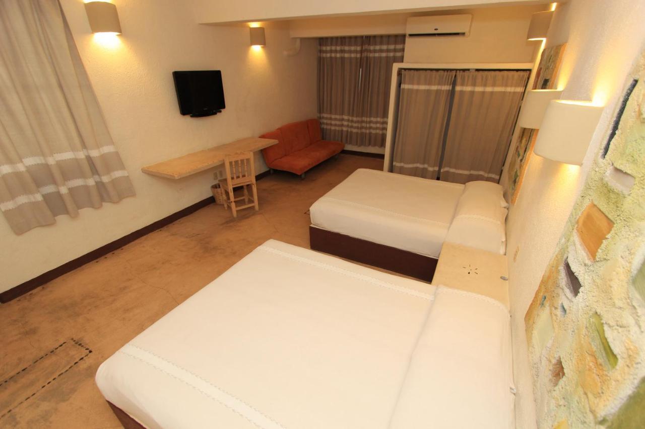 Hotel Plaza Tangolunda المظهر الخارجي الصورة