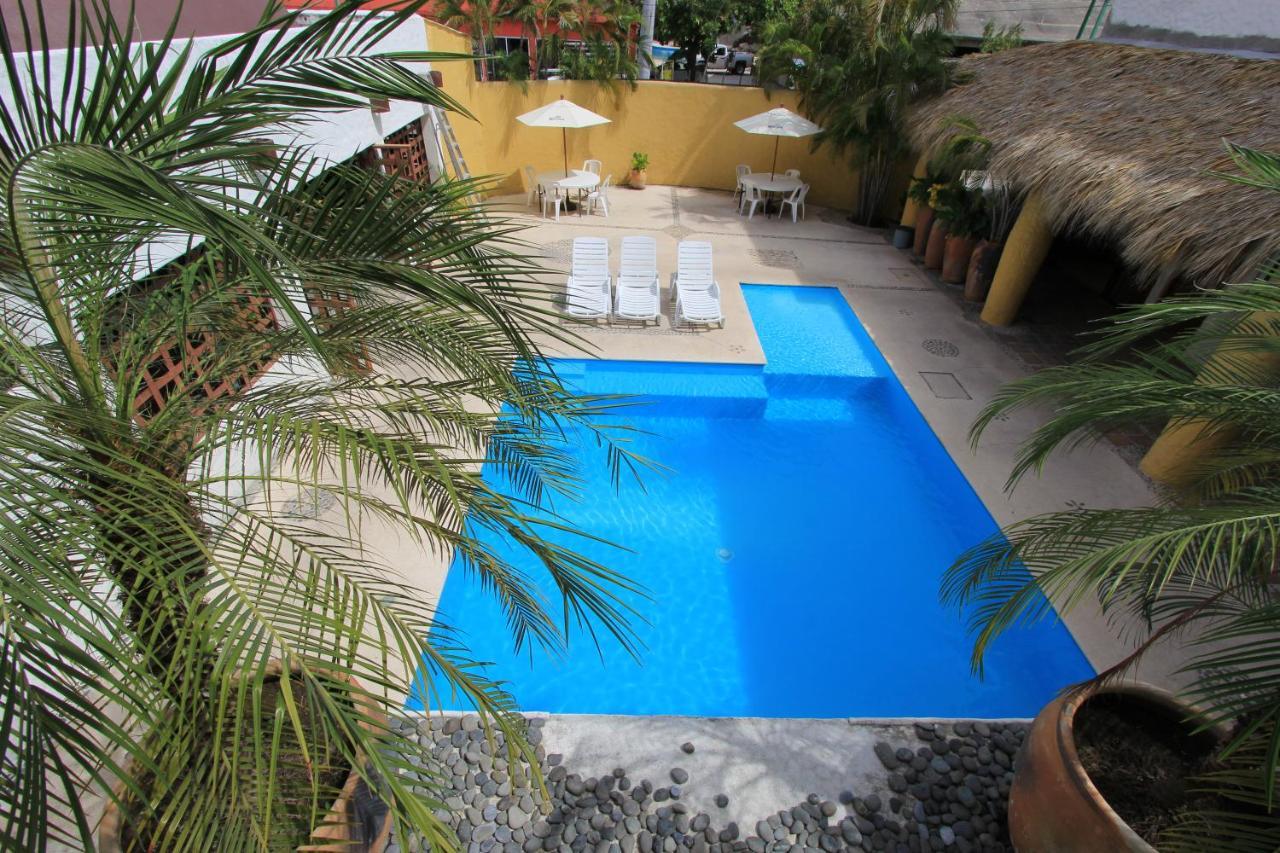 Hotel Plaza Tangolunda المظهر الخارجي الصورة