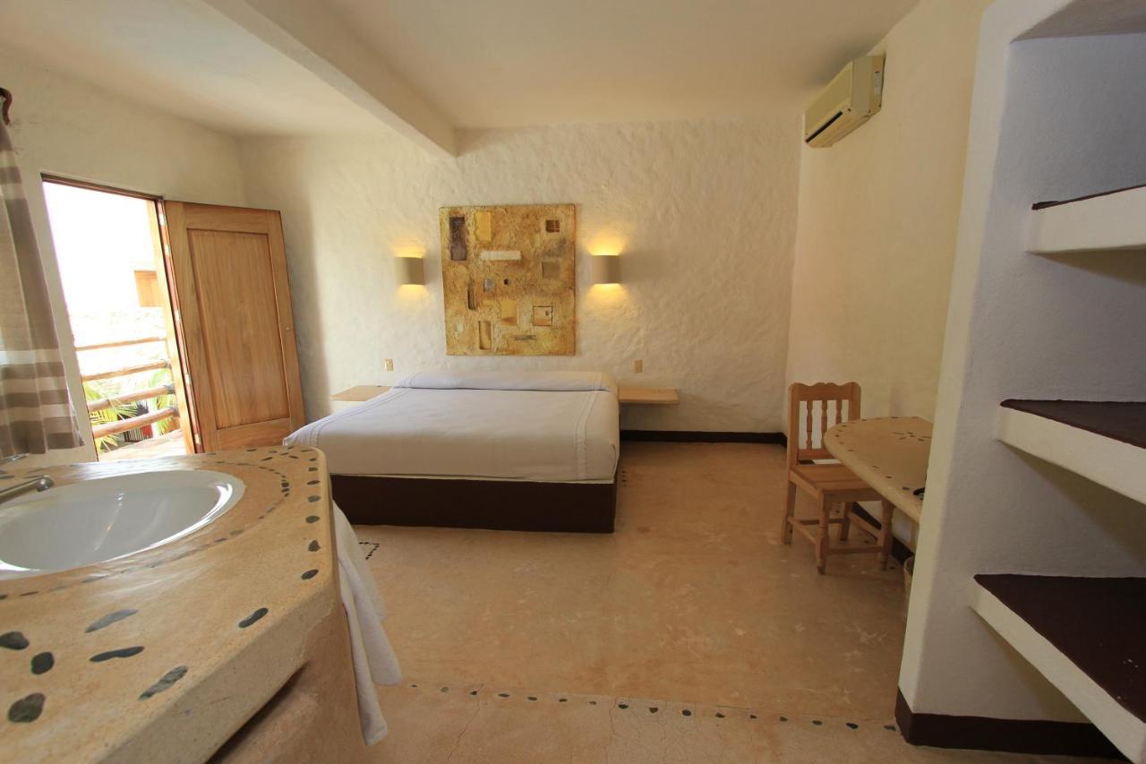 Hotel Plaza Tangolunda المظهر الخارجي الصورة