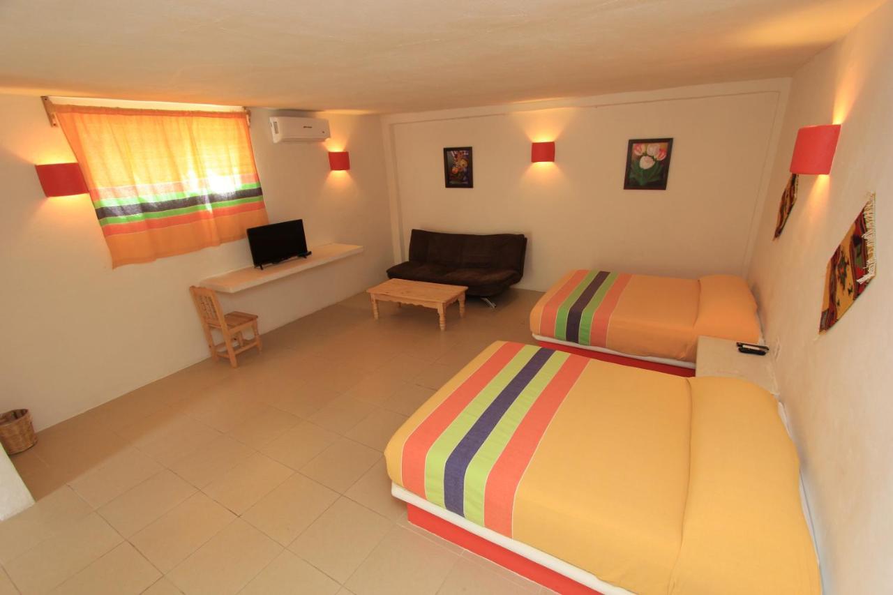 Hotel Plaza Tangolunda المظهر الخارجي الصورة