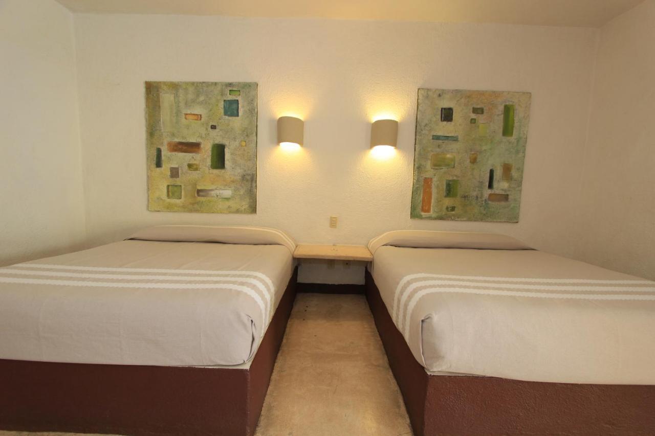 Hotel Plaza Tangolunda المظهر الخارجي الصورة